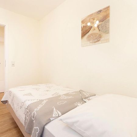 Lindenbuschen 2 Wohnung 5 Келленхузен Экстерьер фото